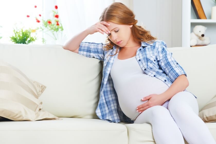Schwangere Frau wen Zytomegalie in Sorge ums Baby